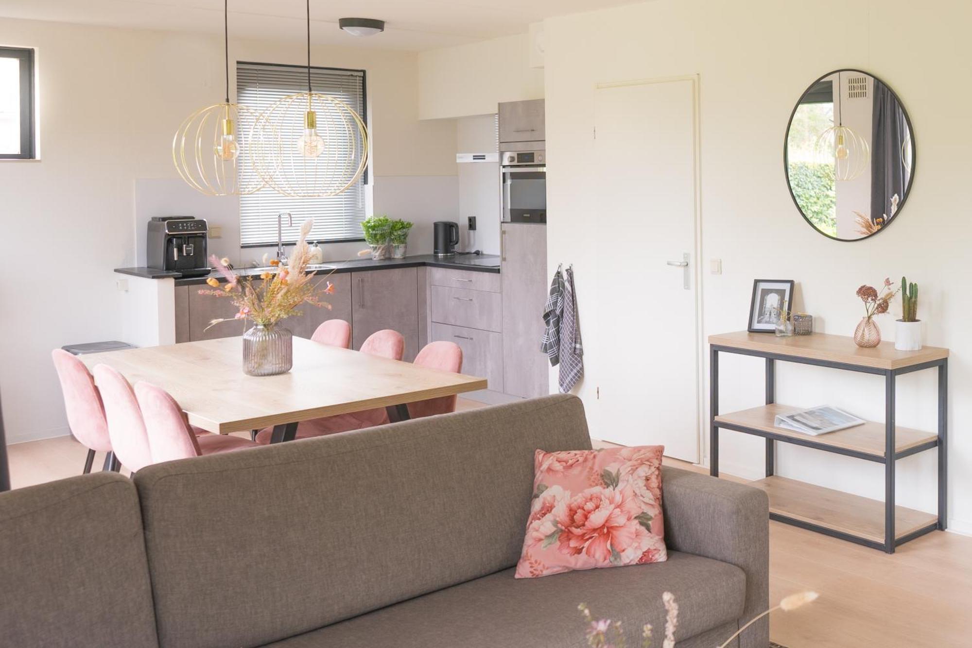 6P Vrijstaand Huis Met Royale Tuin En Hottub Ewijk Exteriör bild
