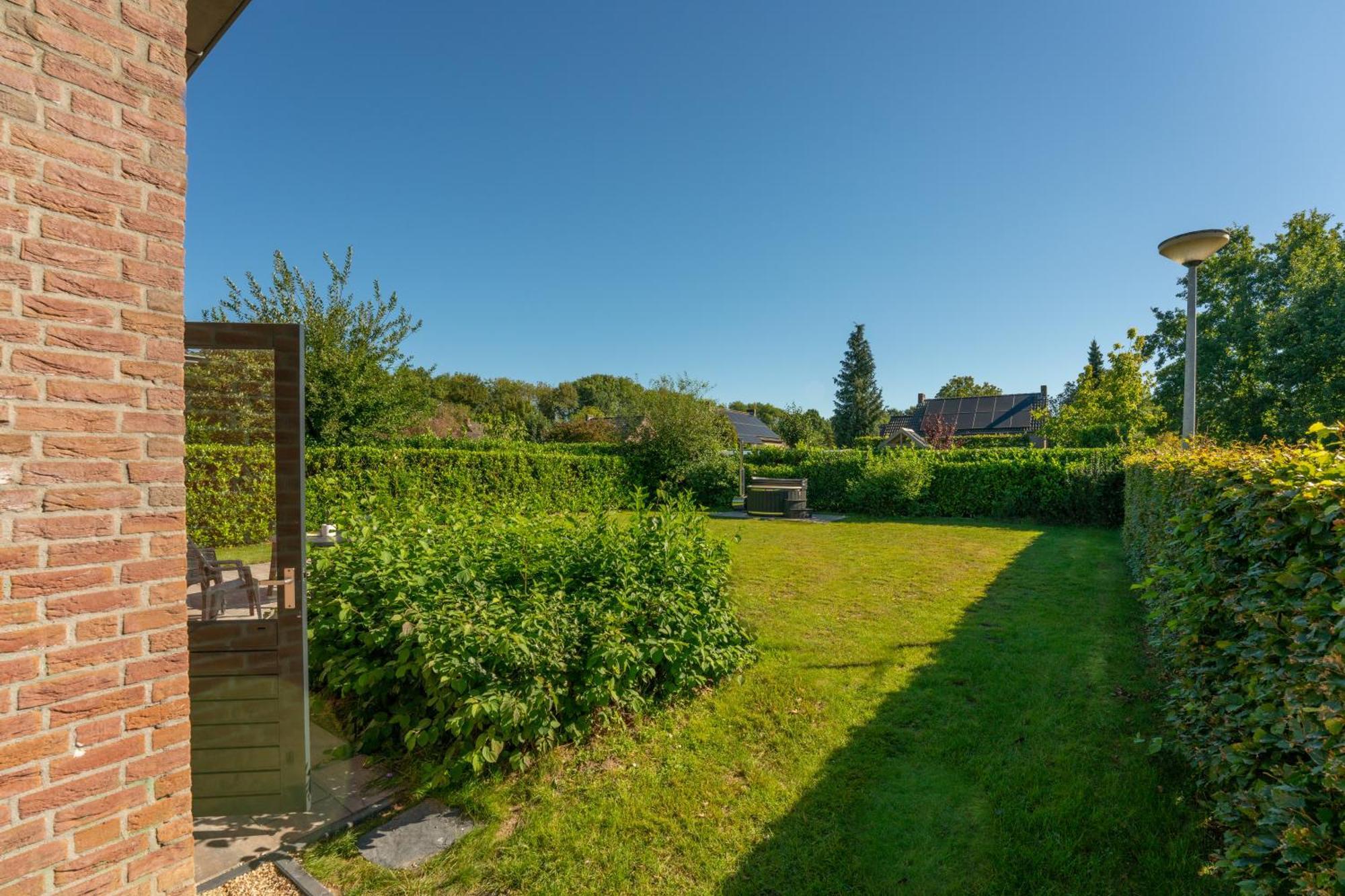6P Vrijstaand Huis Met Royale Tuin En Hottub Ewijk Exteriör bild