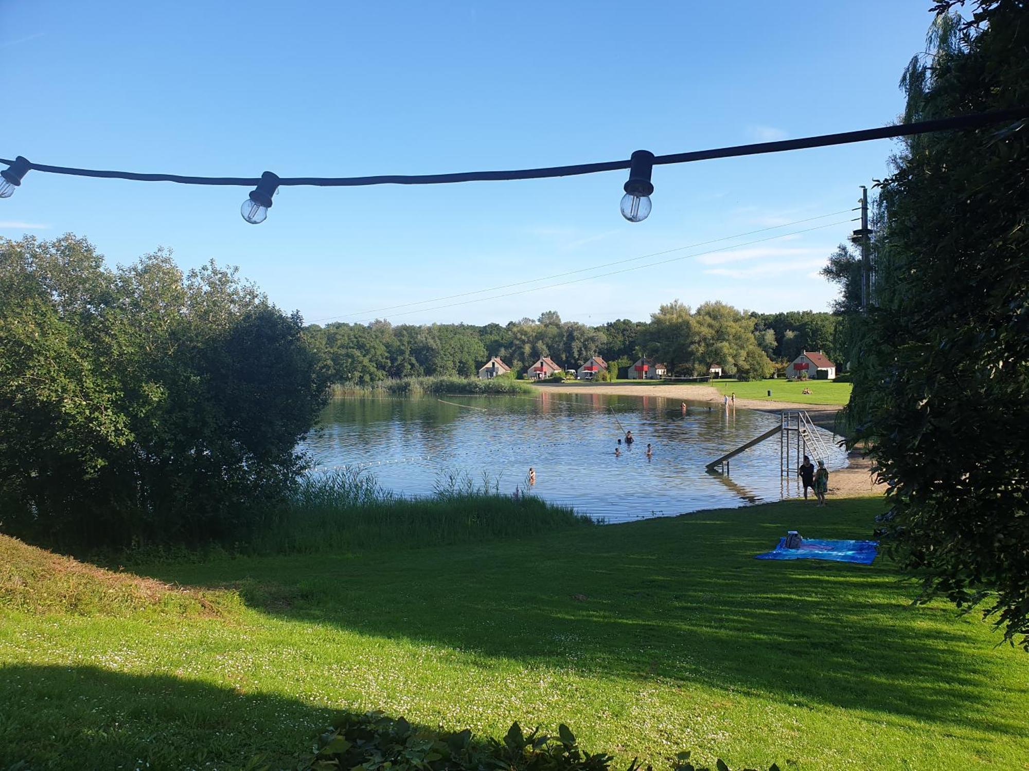 6P Vrijstaand Huis Met Royale Tuin En Hottub Ewijk Exteriör bild